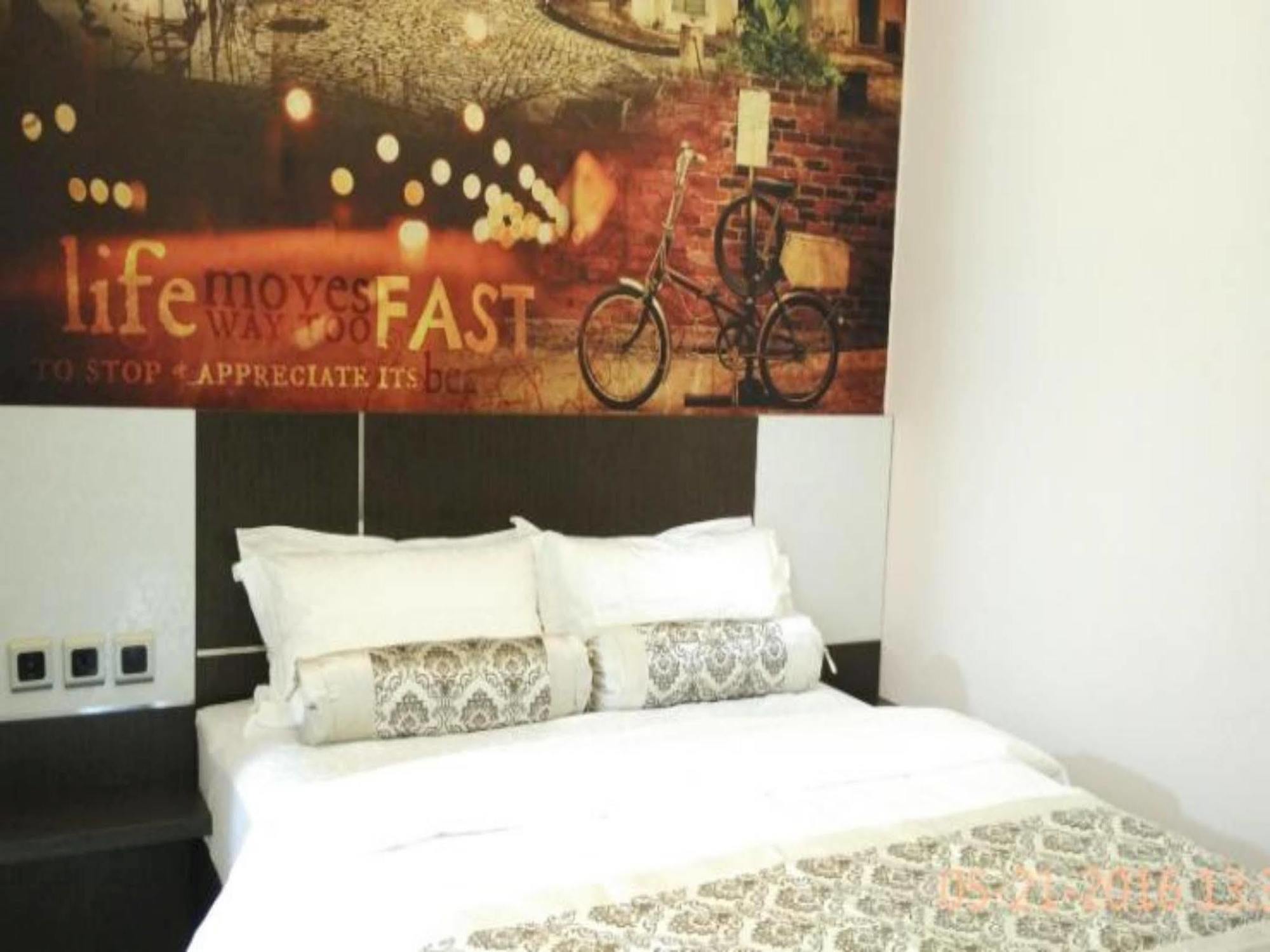มาลัง ซิตี้ บูเลอวาร์ด Hotel มะลัง ภายนอก รูปภาพ