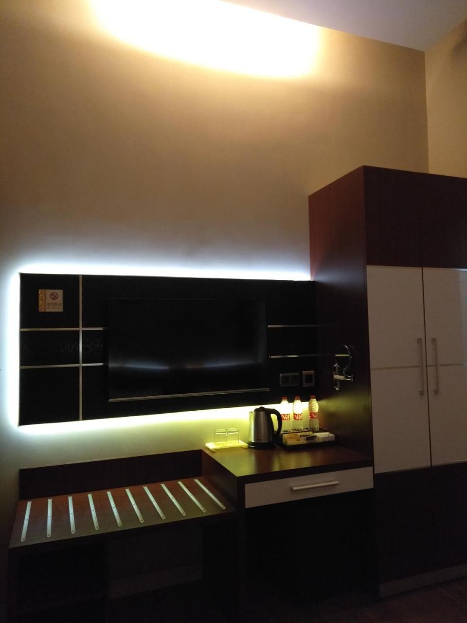 มาลัง ซิตี้ บูเลอวาร์ด Hotel มะลัง ภายนอก รูปภาพ