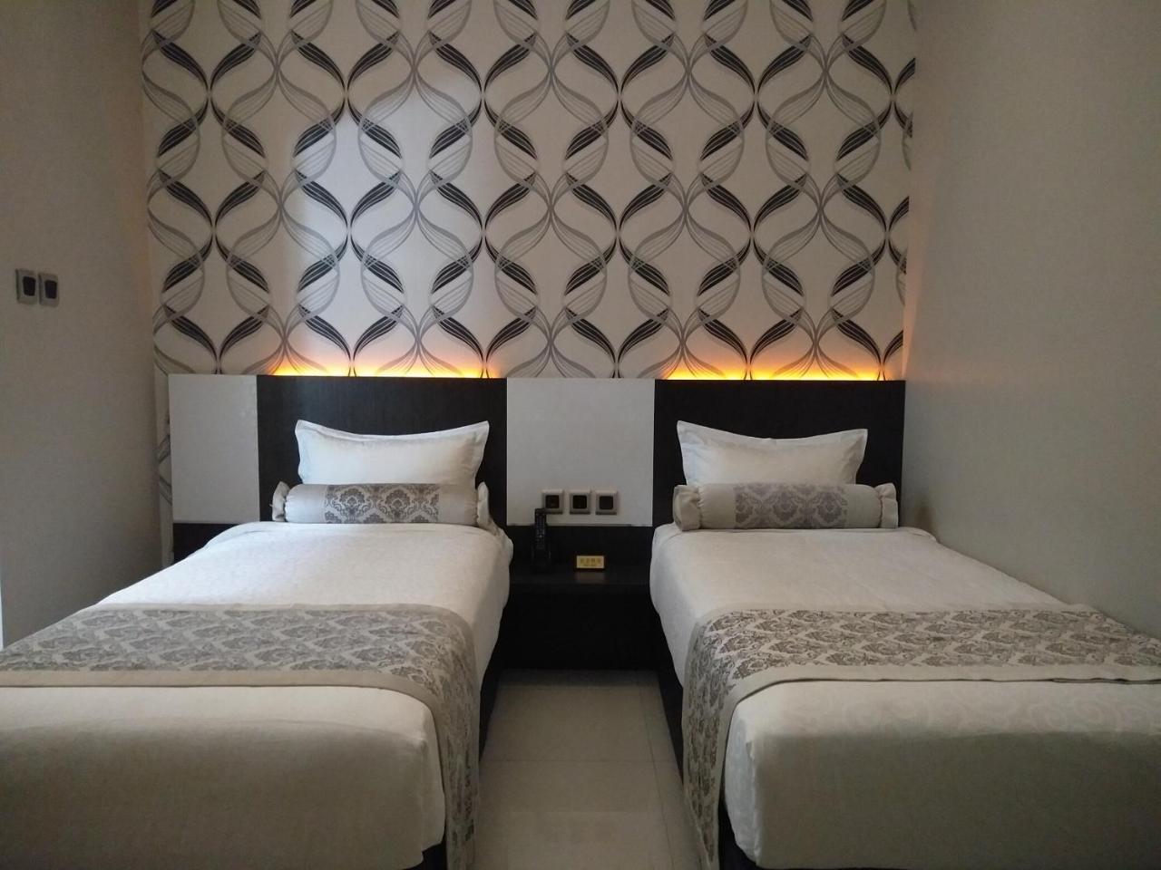 มาลัง ซิตี้ บูเลอวาร์ด Hotel มะลัง ภายนอก รูปภาพ